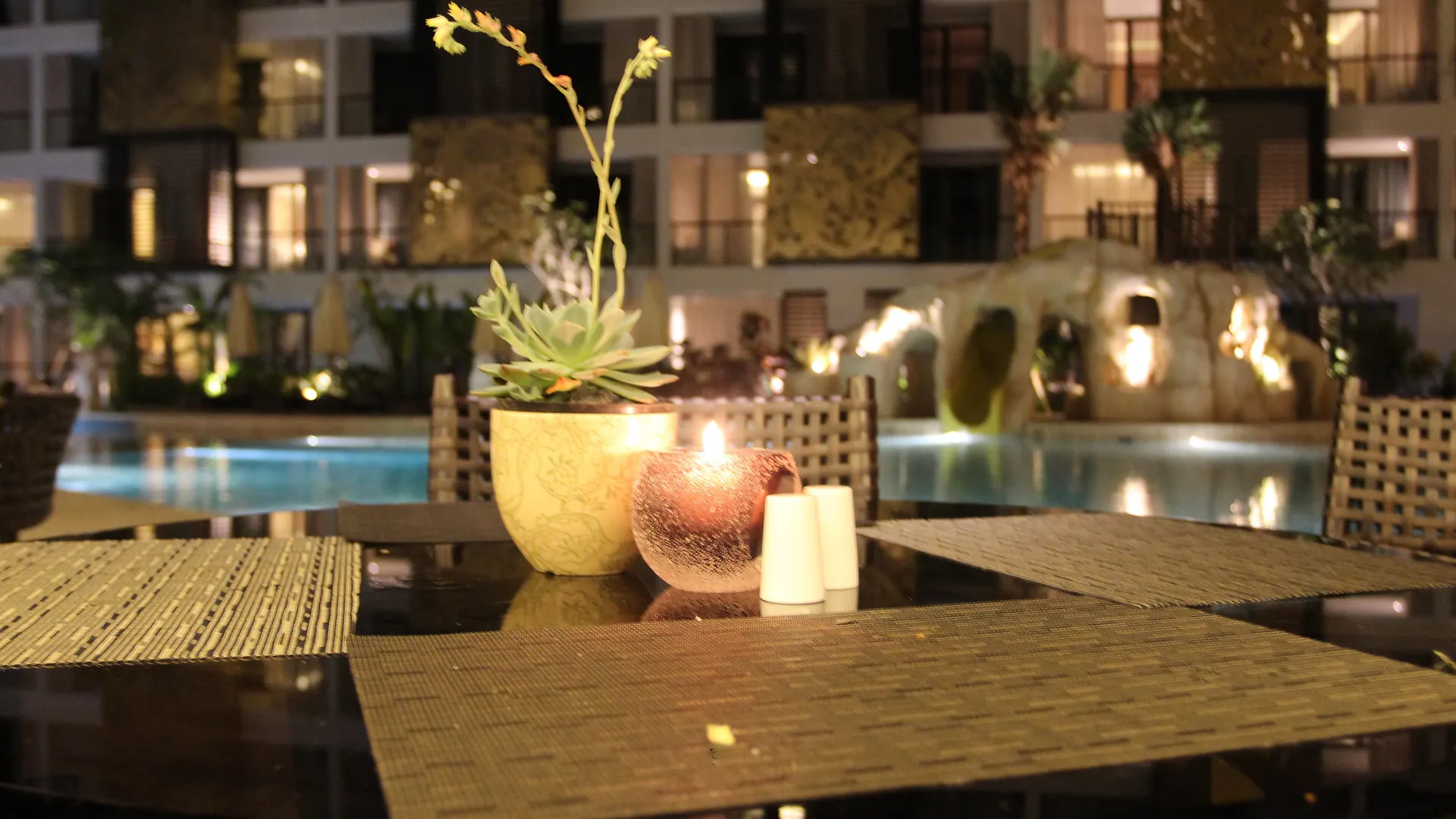 The Trans Resort Bali Seminyak  Seminyak (Bali)